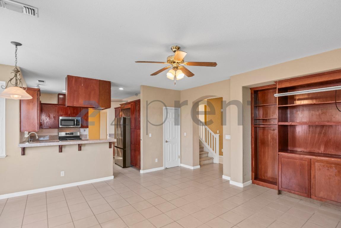 Building Photo - 25 Zion Ct