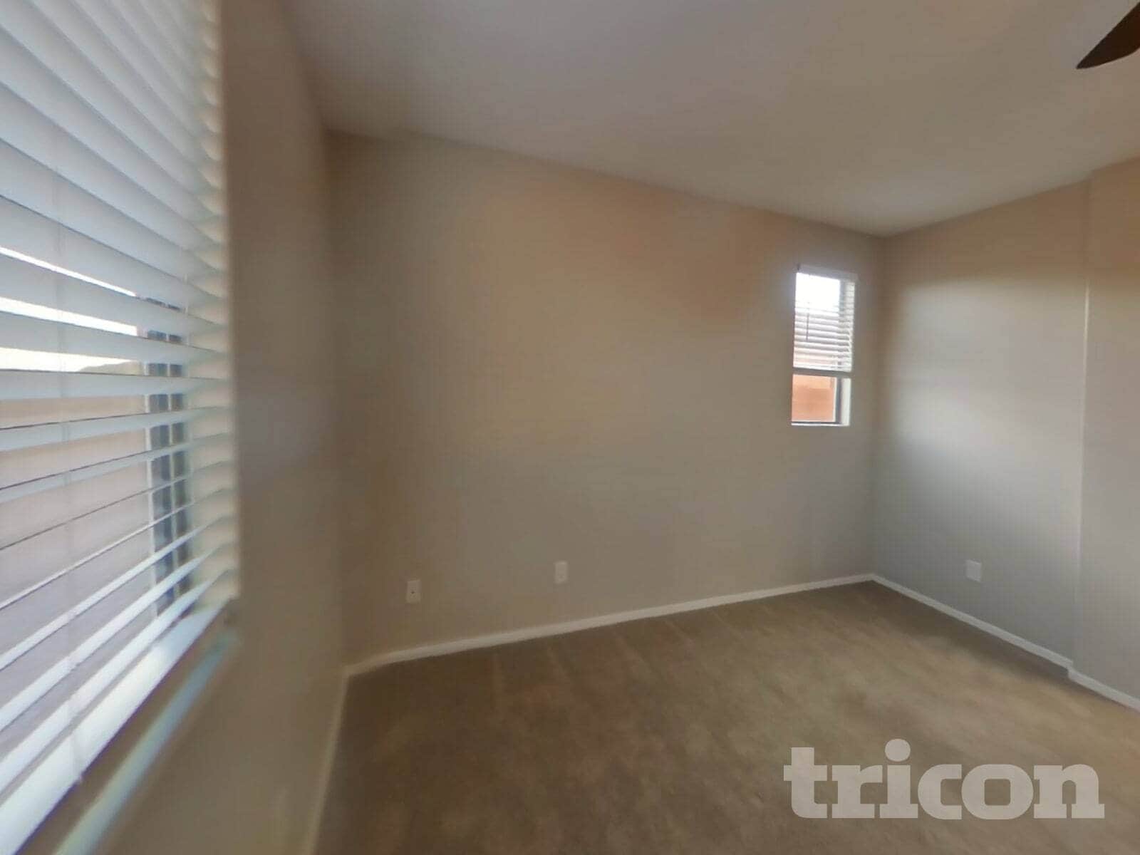 Building Photo - 21368 E North Loop