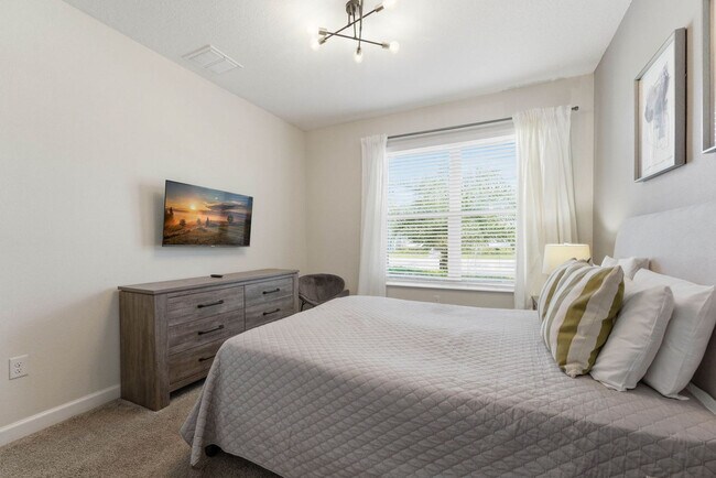 Building Photo - 770 Sticks St