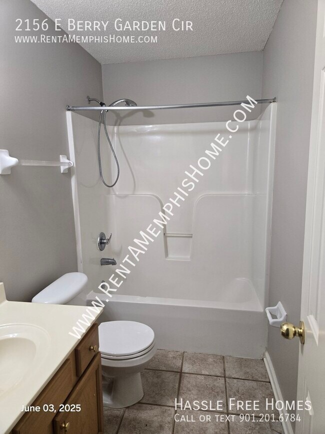 Building Photo - 2156 Berry Garden Cir W