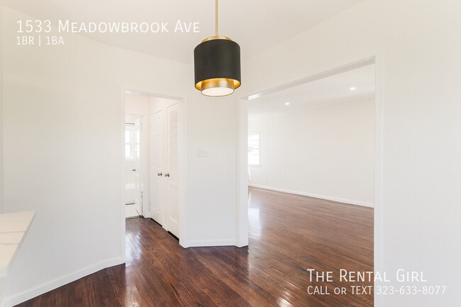 Building Photo - 1533 Meadowbrook Ave