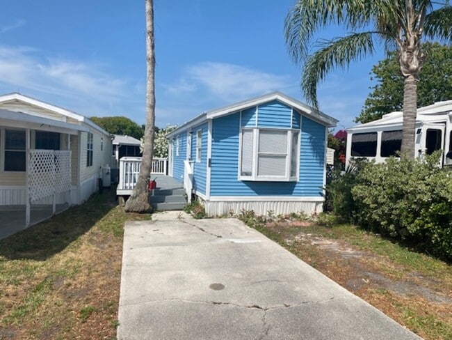 Building Photo - 4825 A1A S