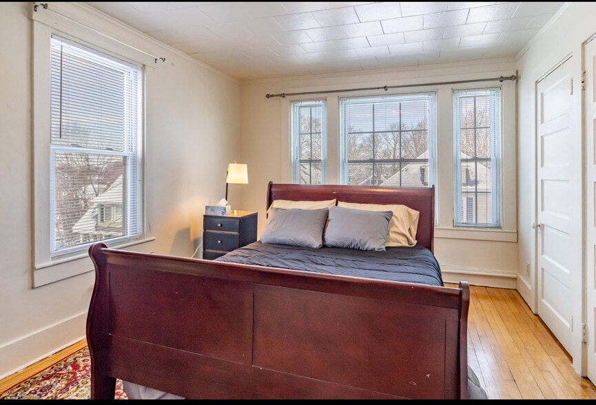 Building Photo - 87 Cumberland St