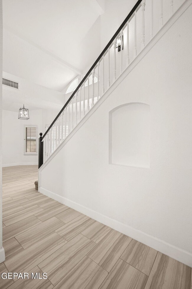 Building Photo - 11309 Loma Linda Cir