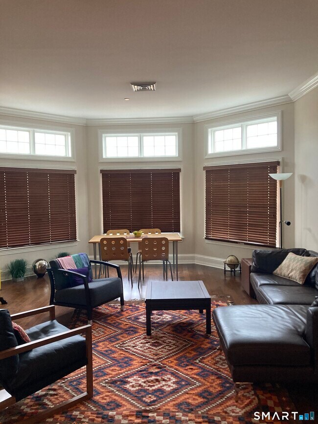 Building Photo - 75 Stone Ridge Way