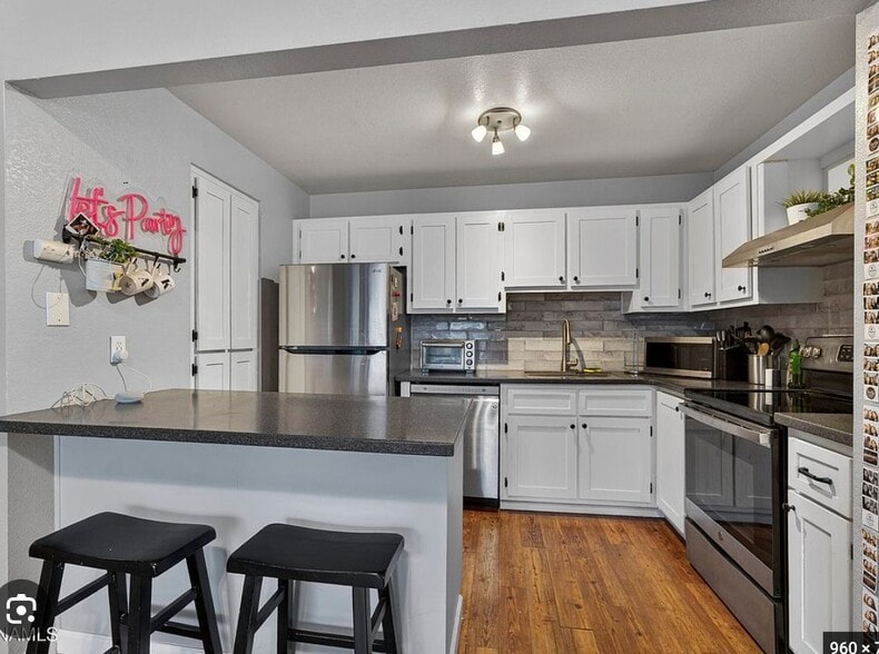 Building Photo - 1200 S Riordan Ranch St
