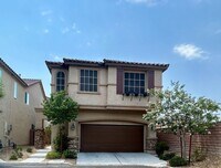 Building Photo - 3/BD 2.5/BA Bright & Stylish Mountain’s Ed...