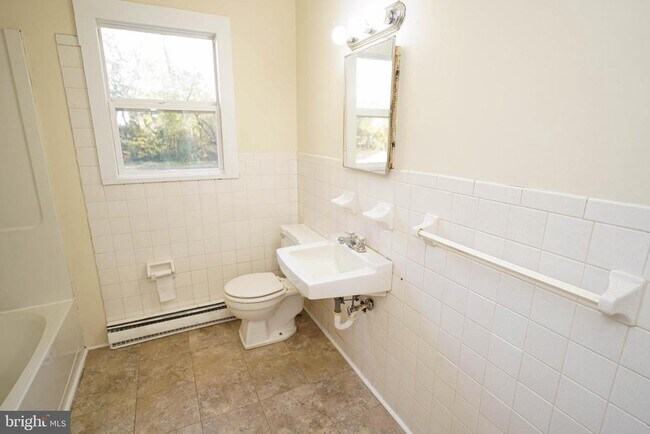 Building Photo - 5629 Rip Wil Dr