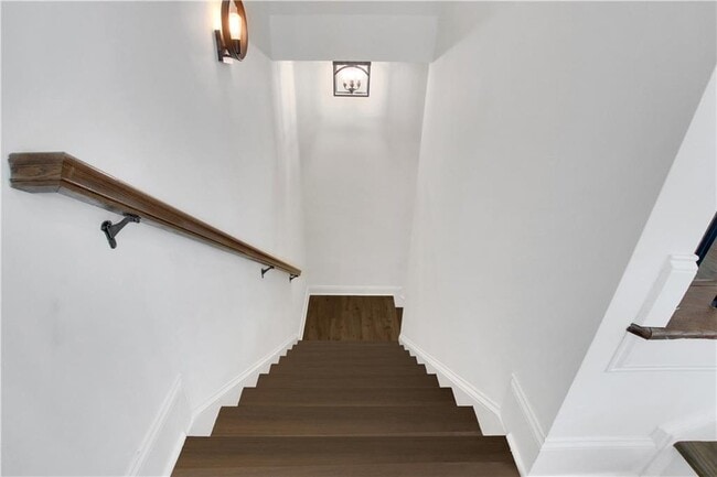 Building Photo - 1278 Linden Ct