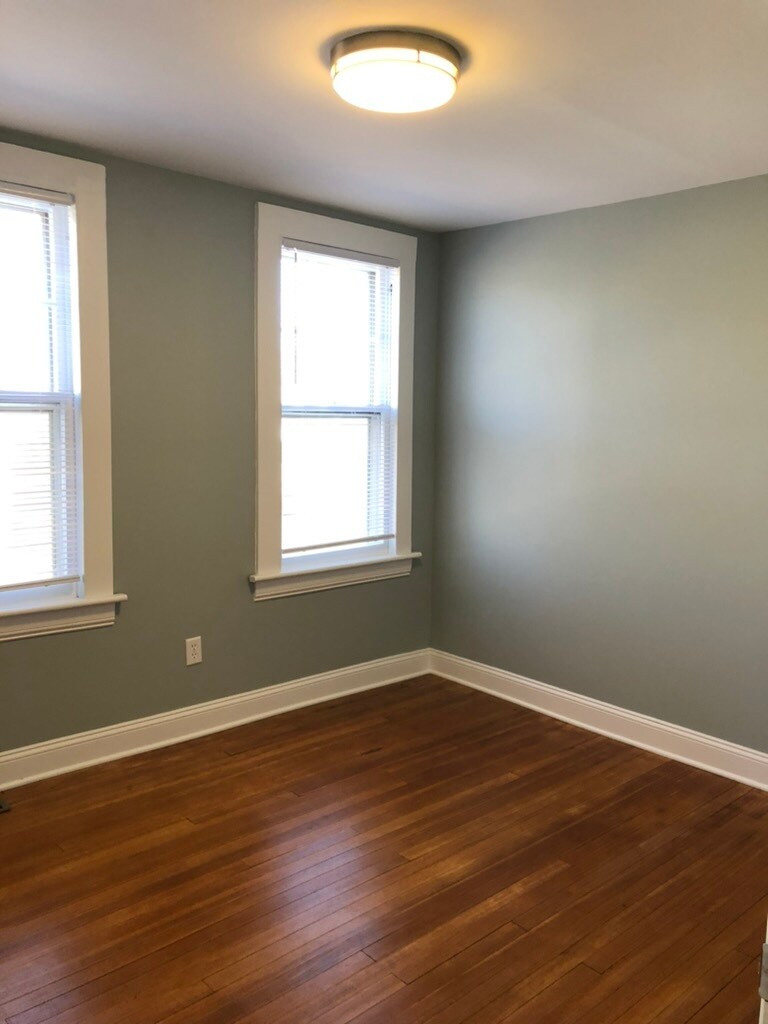 Bedroom 1 - 16 Avenue E