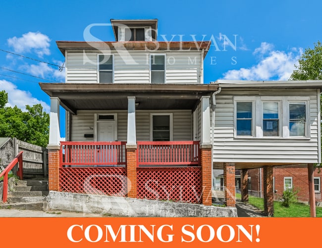 Primary Photo - 109 E Cross Ave