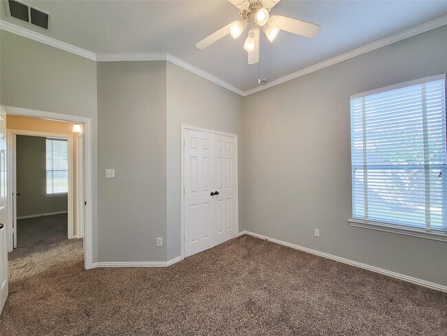 Building Photo - 14322 Darmera Ct