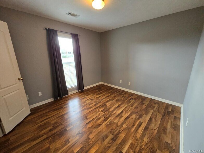 Building Photo - 79 Taylor Crossing