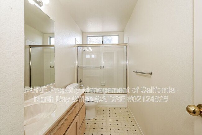 Building Photo - 1336 Jennings Park Way