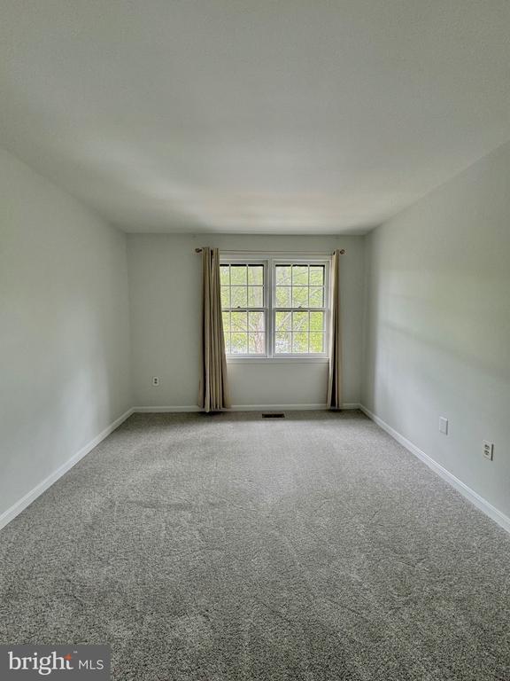 Building Photo - 2868 Kelly Square