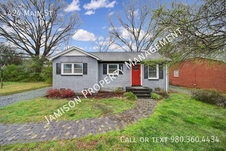 Building Photo - 424 Main St