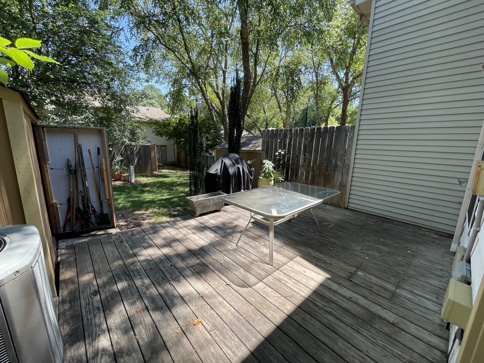 15x20 ft back deck with grilling area - 4204 Whistler Ct