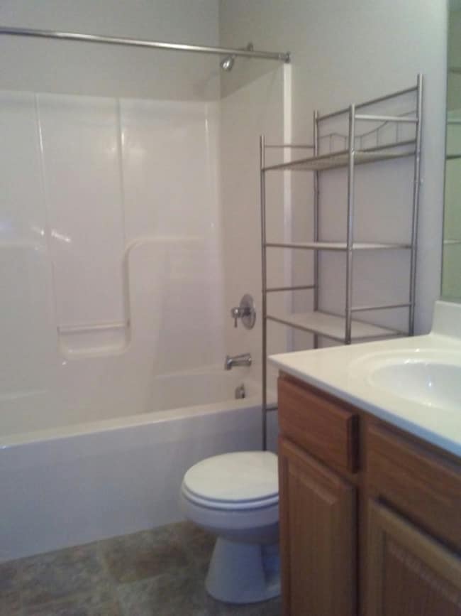 Building Photo - Townhouse located at The Pinnacle
