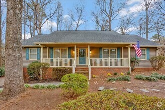 Building Photo - 1643 Rex Dr