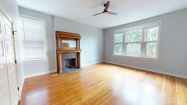 Building Photo - 3517 Magnolia Ave