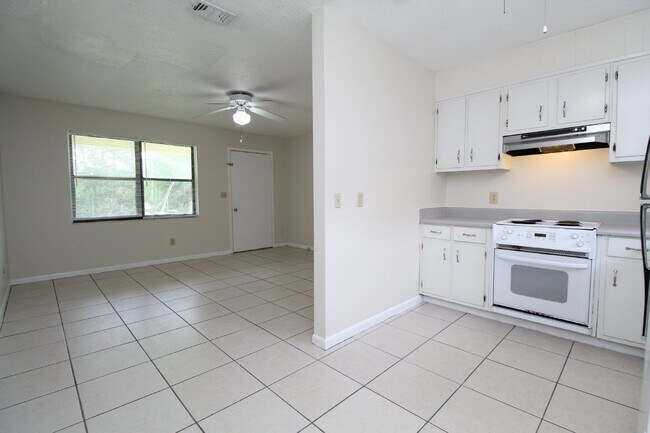 Building Photo - 2BR Duplex Near Blackwater River & Carpenter’s Park with Tile Flooring Throughout