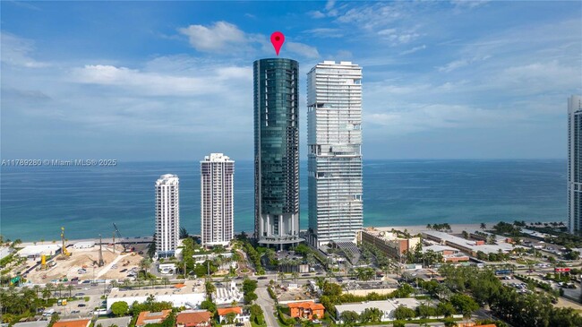 Building Photo - 18555 Collins Ave