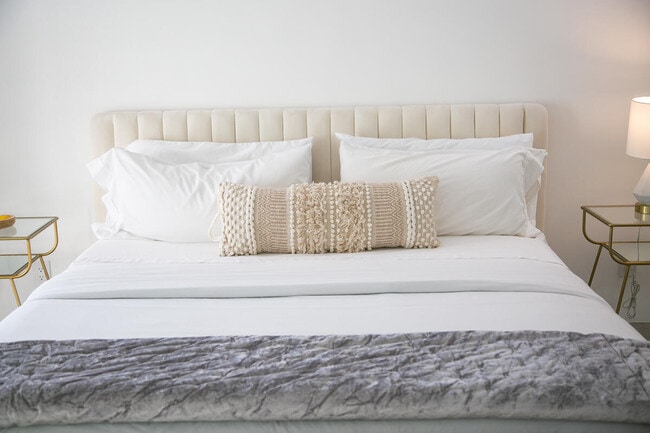 Building Photo - 72827 Bursera Way