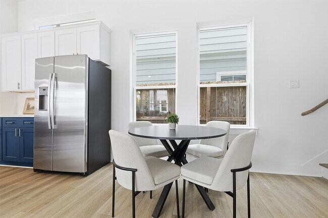 Building Photo - 8914 Laverne Shumard Ln