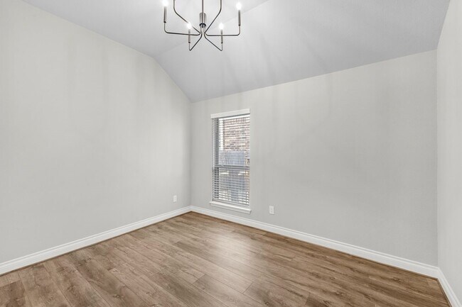 Building Photo - 4014 Emerson Cove Dr