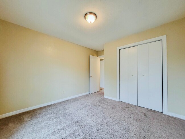 Building Photo - Cozy 3/2/2 in North Richland Hills