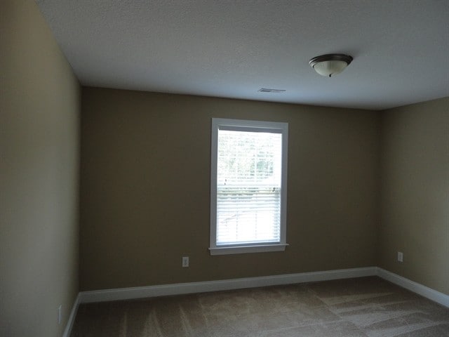 Building Photo - 404 Eckley Ct