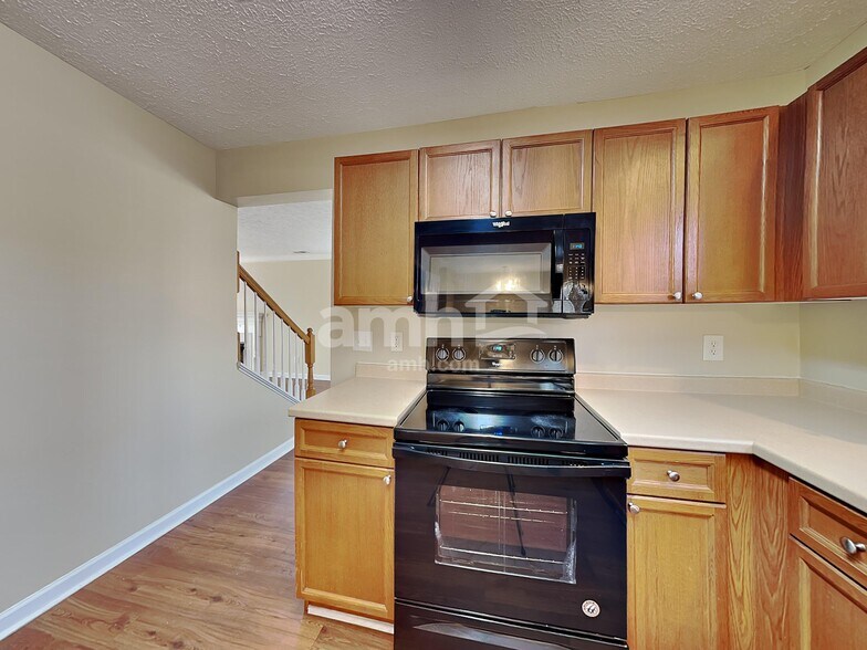 Building Photo - 2344 Hockett Dr