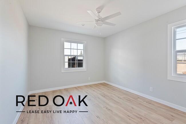 Building Photo - Cheerful, Newly Renovated Two Bedroom with...