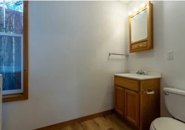 Building Photo - 945 Spruce St