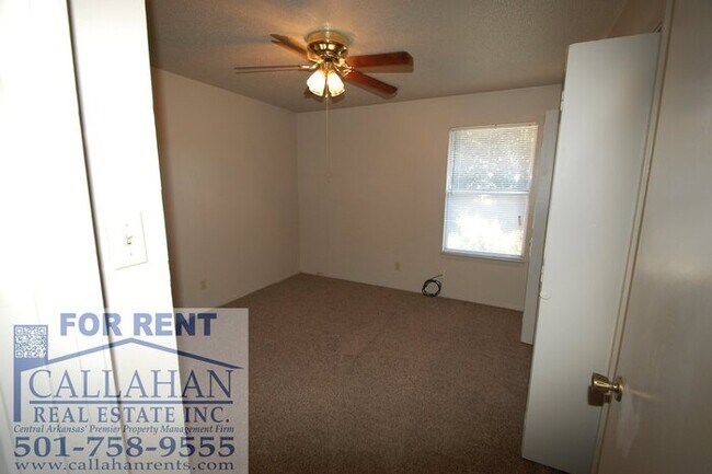 Building Photo - 114 Rimrock Pl