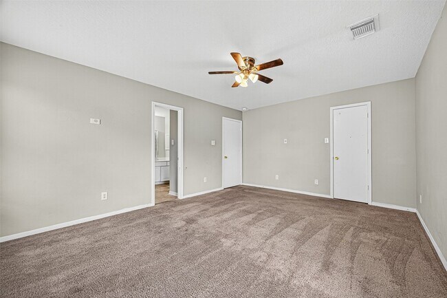 Building Photo - 15430 Elm Leaf Pl