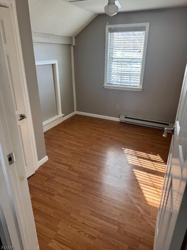 Building Photo - 20 Leigh St