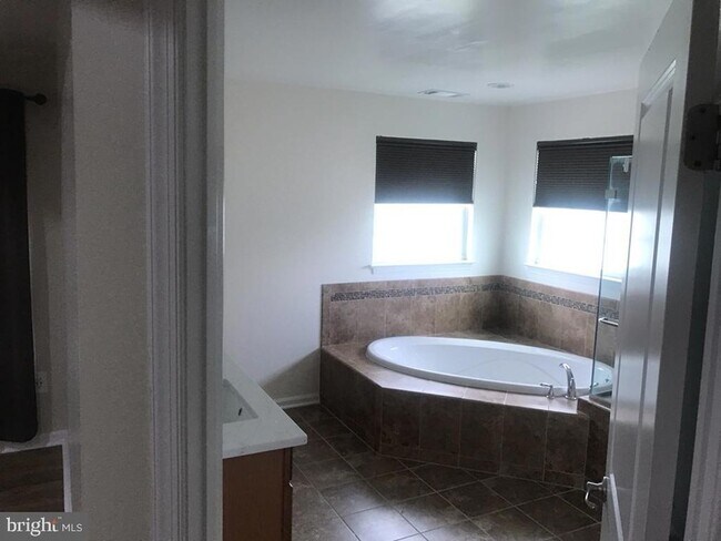 Building Photo - 3412 Marylea Court