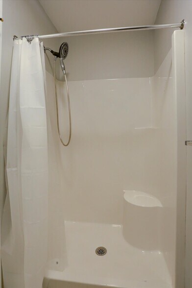 Building Photo - 523 Northstar Dr