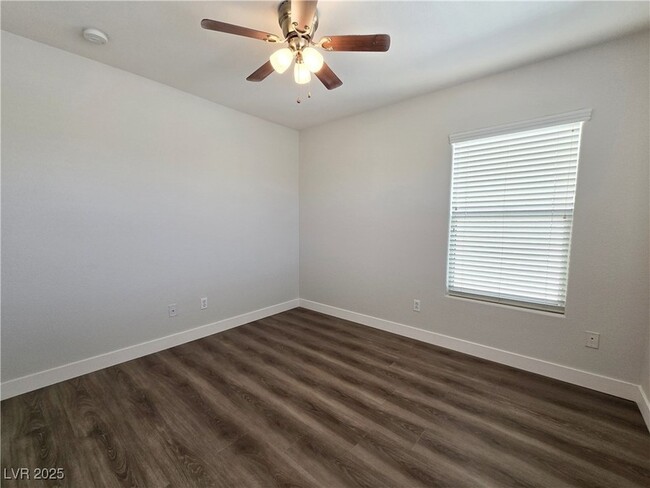 Building Photo - 8789 Ashley Park Ave