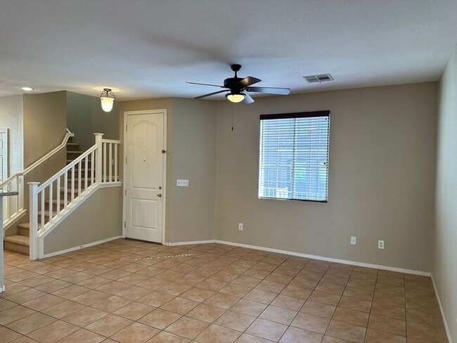 Building Photo - Stunning Home in a Gated Community