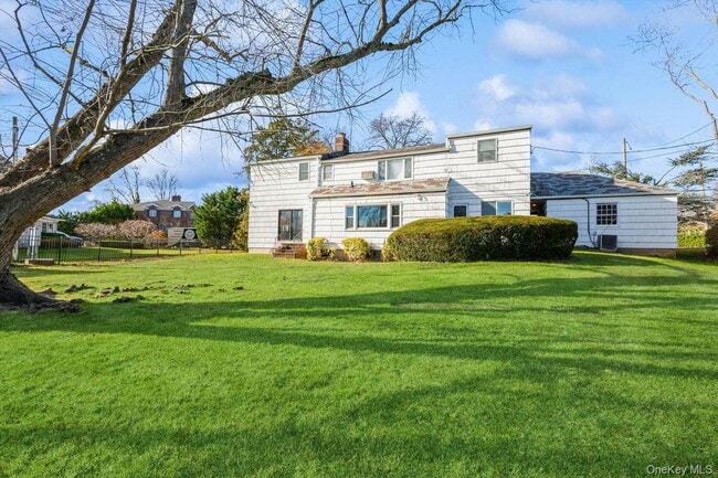 Building Photo - 1 Sutton Pl