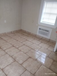 Building Photo - Pine Lake #8