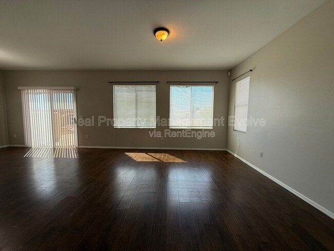 Building Photo - 7238 S 42nd Ln