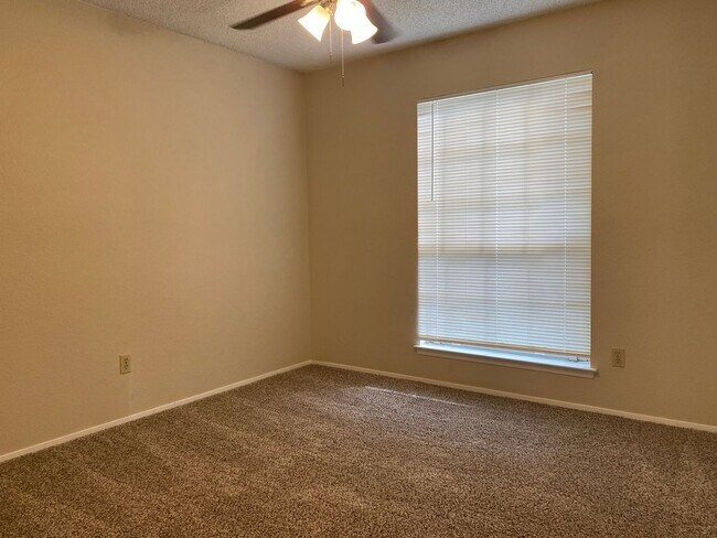 Building Photo - 12123 Stevens Ct
