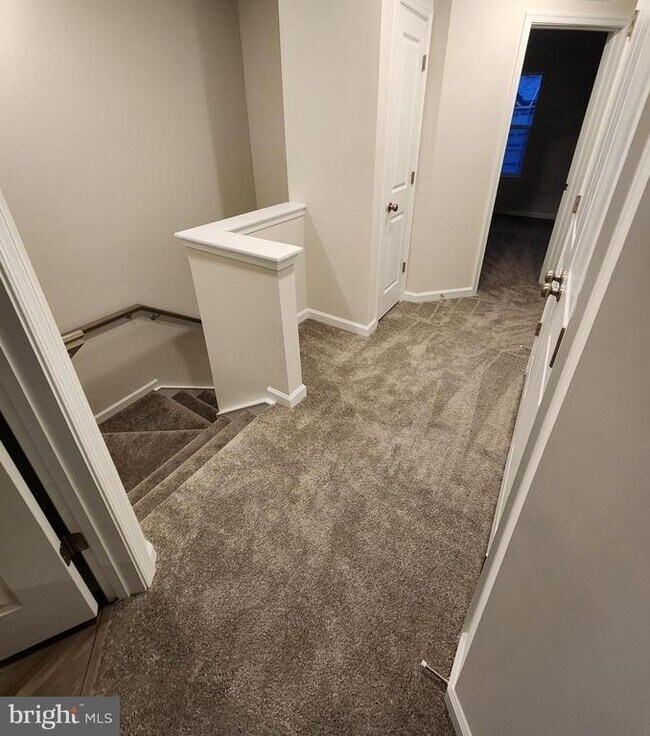 Building Photo - 117 Canning Rd