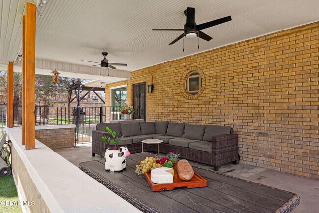 Building Photo - 904 Turney Dr