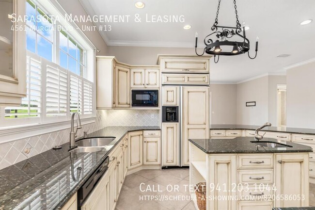 Building Photo - 4561 Murcia Blvd