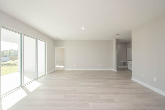 Building Photo - Peaceful and Private setting new construct...