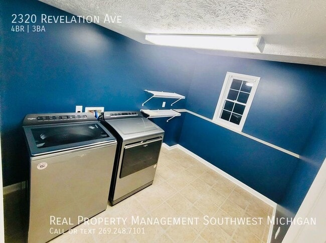 Building Photo - 2320 Revelation Ave